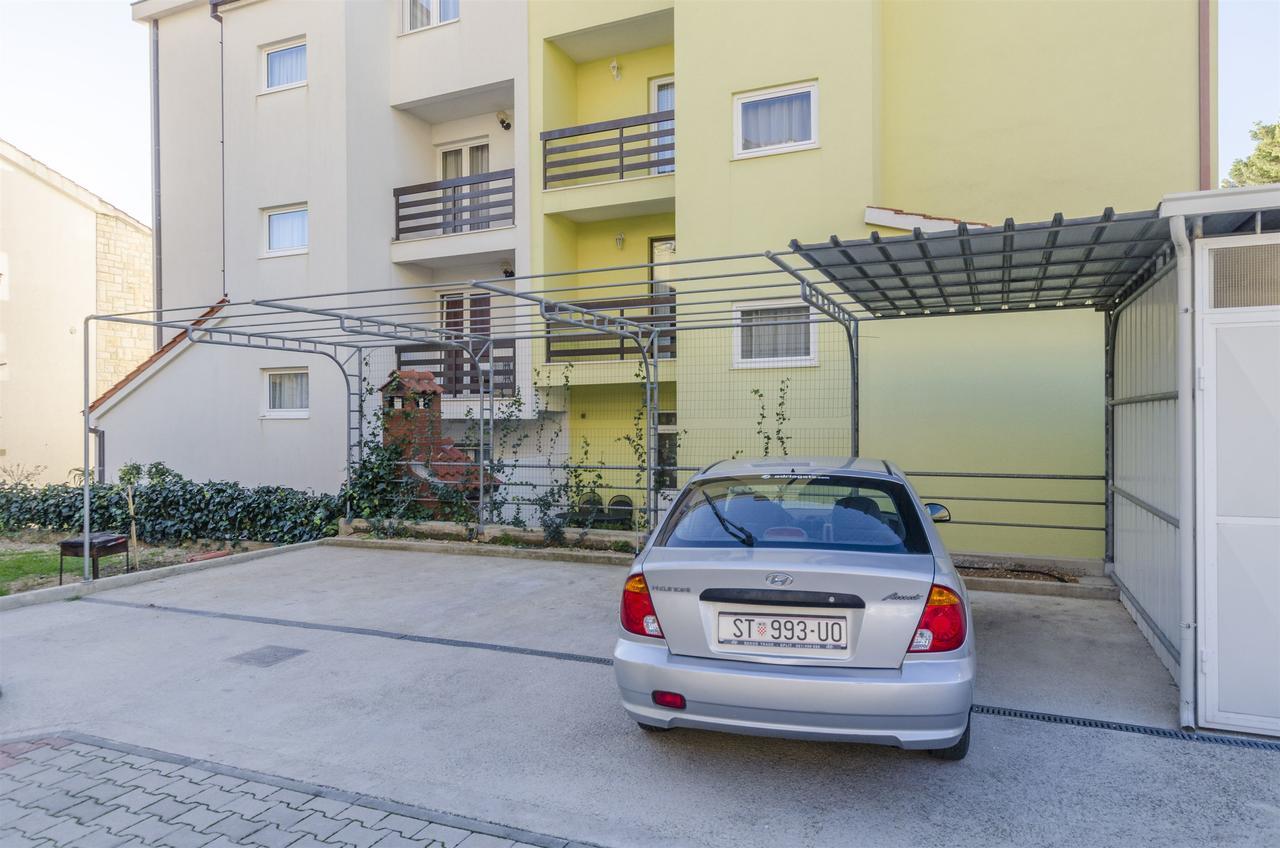 Apartments Srecko Дуче Екстер'єр фото