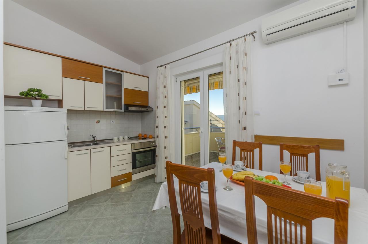 Apartments Srecko Дуче Екстер'єр фото